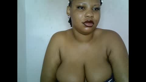 Snapshot of oneofdbestchubbygaloncb chatting on June 9, 2:56 am oneofdbestchubbygaloncb online show from June 9, 2:56 am