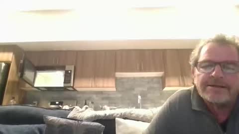 Snapshot of oneoften1000 chatting on December 22, 2:49 am couple mature milf bigboobs curvy mommydaddy online show from December 22, 2:49 am