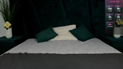 Erick  online show from November 17, 6:41 am