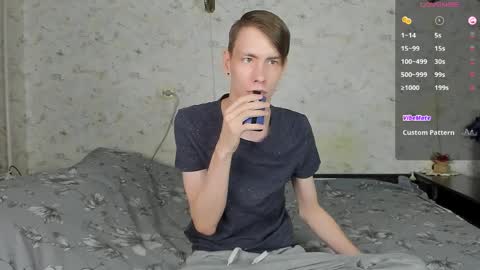 Erick  online show from April 7, 4:24 am