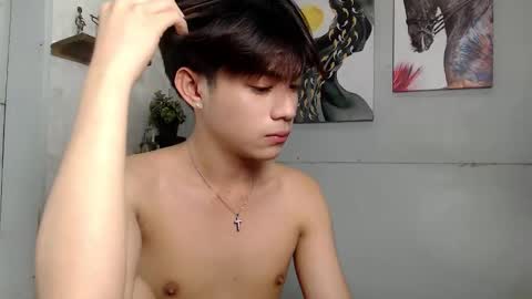 Snapshot of only_mau chatting on February 2, 10:36 am MAU online show from February 2, 10:36 am