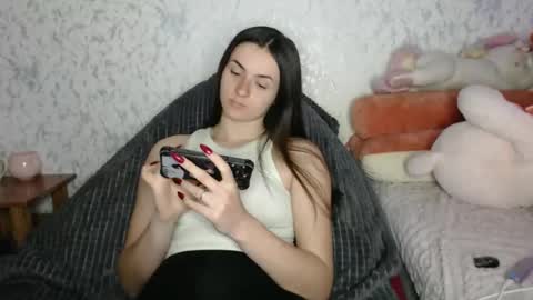 Amalia online show from March 17, 6:44 pm