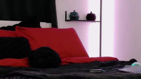 Snapshot of onlyaudrey chatting on May 3, 11:33 pm Audrey online show from May 3, 11:33 pm