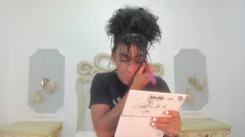 Snapshot of onlygia chatting on January 17, 10:24 pm Only online show from January 17, 10:24 pm