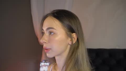  JETT  online show from April 2, 8:50 pm