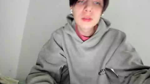 Snapshot of onlysergio chatting on March 6, 6:54 am Sergio online show from March 6, 6:54 am