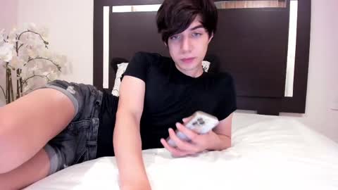 Snapshot of onlysergio chatting on April 11, 5:01 am Sergio online show from April 11, 5:01 am