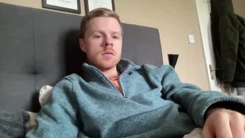 Snapshot of onnmyownface chatting on March 15, 10:32 am onnmyownface online show from March 15, 10:32 am