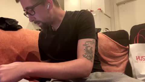 onthecumup69 online show from February 19, 11:39 am