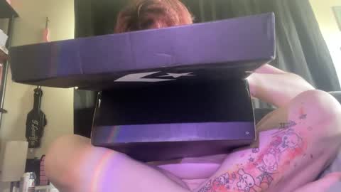 Onyx online show from May 9, 8:47 pm