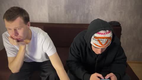 Snapshot of oofcblesssexx chatting on December 2, 11:12 am bless god online show from December 2, 11:12 am