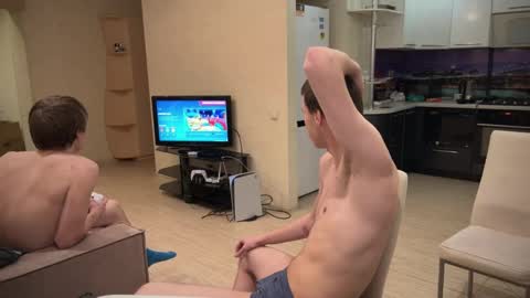 Snapshot of oofcblesssexx chatting on December 18, 1:45 pm bless god online show from December 18, 1:45 pm