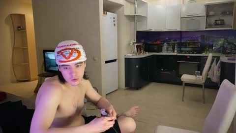 Snapshot of oofcblesssexx chatting on December 22, 5:42 pm bless god online show from December 22, 5:42 pm