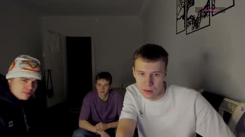 Snapshot of oofcblesssexx chatting on November 9, 8:18 pm bless god online show from November 9, 8:18 pm