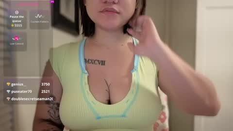 Miss Girly online show from March 17, 8:50 am