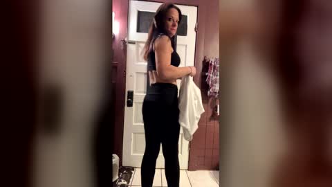 Jolene online show from December 15, 2:27 am