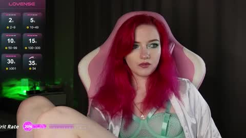 Snapshot of ooliviaa chatting on October 10, 5:56 pm Hannah online show from October 10, 5:56 pm