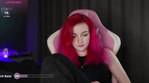 Snapshot of ooliviaa chatting on October 13, 5:13 pm Hannah online show from October 13, 5:13 pm