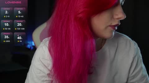 Snapshot of ooliviaa chatting on November 26, 6:53 pm Hannah online show from November 26, 6:53 pm