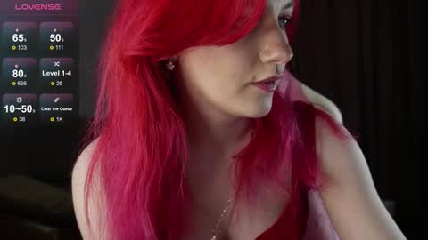 Snapshot of ooliviaa chatting on February 12, 2:45 pm Hannah online show from February 12, 2:45 pm