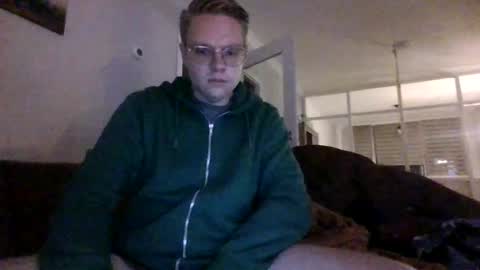 Snapshot of oook5 chatting on October 9, 1:14 am oook5 online show from October 9, 1:14 am
