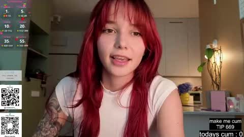 Snapshot of oooops__ chatting on June 6, 3:17 pm Eva online show from June 6, 3:17 pm