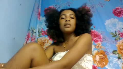 Snapshot of ooooranorosoa chatting on June 11, 12:32 am ooooranorosoa online show from June 11, 12:32 am