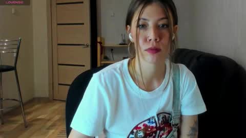 Britney online show from February 17, 4:24 pm