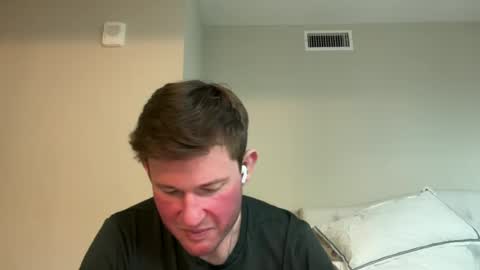Snapshot of opencuriousguy321 chatting on April 30, 11:09 pm Horny and Bicurious online show from April 30, 11:09 pm
