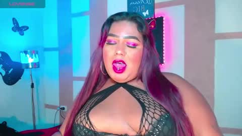 Snapshot of opraxbell chatting on February 21, 3:07 am OpraxBell online show from February 21, 3:07 am