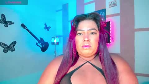 Snapshot of opraxbell chatting on March 3, 1:45 am OpraxBell online show from March 3, 1:45 am