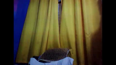 Snapshot of opree_pirocudo chatting on May 16, 6:54 am Opree online show from May 16, 6:54 am