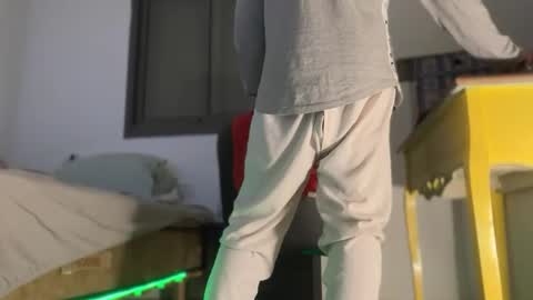 Snapshot of or690 chatting on December 31, 8:15 am or online show from December 31, 8:15 am