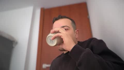 Snapshot of or690 chatting on December 23, 8:45 am or online show from December 23, 8:45 am