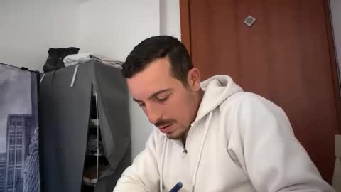 Snapshot of or690 chatting on January 7, 12:51 pm or online show from January 7, 12:51 pm