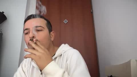 Snapshot of or690 chatting on January 9, 9:23 am or online show from January 9, 9:23 am