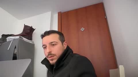 Snapshot of or690 chatting on January 11, 9:58 am or online show from January 11, 9:58 am