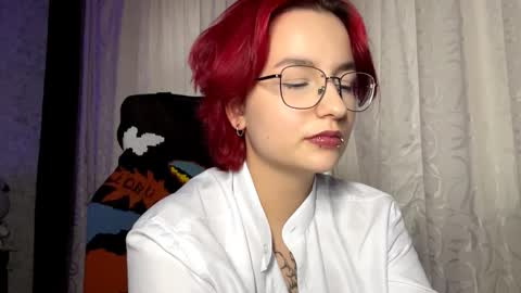 Thea online show from October 18, 1:34 pm