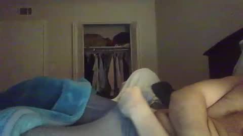 orange22boi online show from January 13, 5:01 am