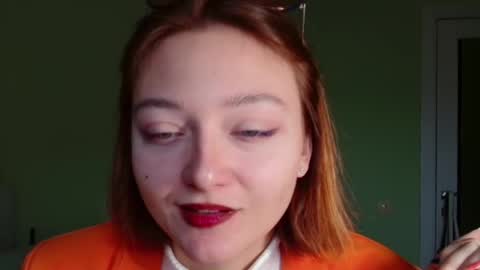 Melani  online show from October 19, 7:09 am