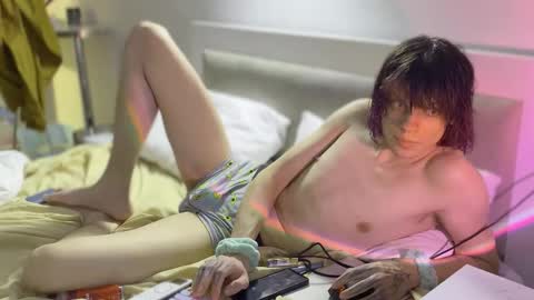 Justin online show from February 10, 7:18 pm