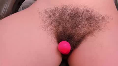 Snapshot of orchide_ chatting on February 10, 4:19 am Claire online show from February 10, 4:19 am