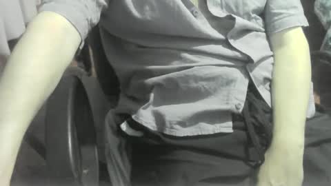 Snapshot of ore_cam chatting on February 4, 1:02 am Ore online show from February 4, 1:02 am