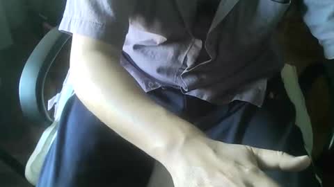 Snapshot of ore_cam chatting on October 11, 5:22 pm Ore online show from October 11, 5:22 pm