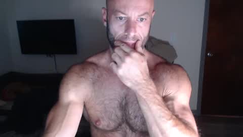 Snapshot of oregon87 chatting on October 8, 3:53 pm The Oregon Lumberjack online show from October 8, 3:53 pm