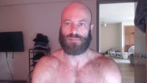 Snapshot of oregon87 chatting on April 27, 7:34 pm The Oregon Lumberjack online show from April 27, 7:34 pm