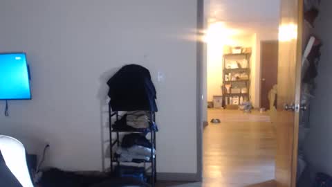 Snapshot of oregon87 chatting on May 22, 1:02 am The Oregon Lumberjack online show from May 22, 1:02 am