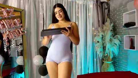 Snapshot of oriana__03 chatting on August 2, 12:25 pm Oriana online show from August 2, 12:25 pm