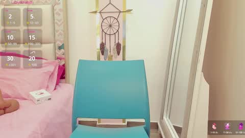 Snapshot of oriana_davis chatting on March 12, 11:33 pm Oriana online show from March 12, 11:33 pm