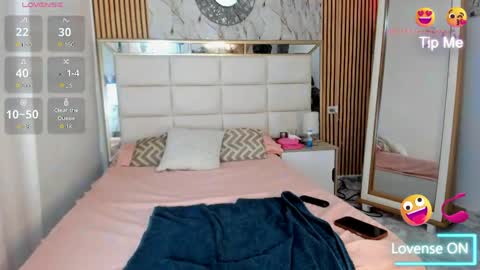 Oriana online show from April 20, 2:47 am